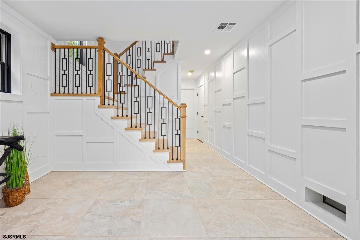 2 N Pembroke Ave