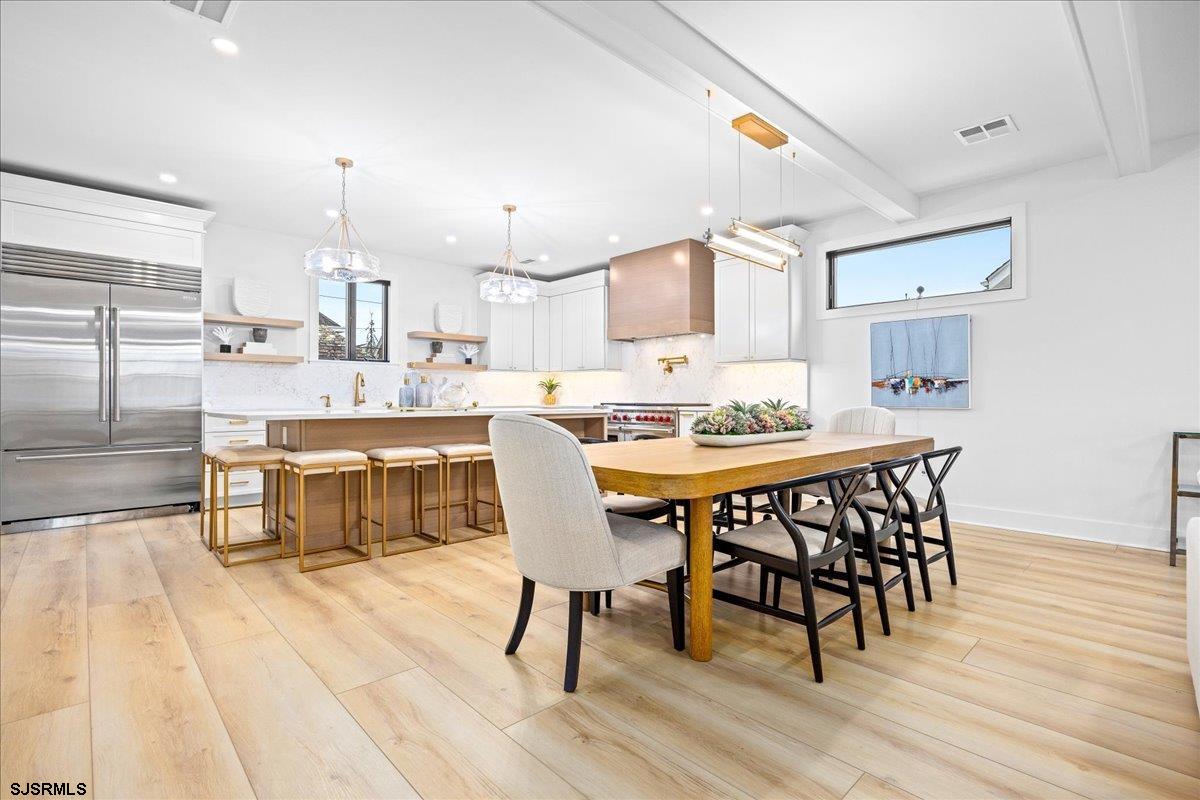 2 N Pembroke Ave