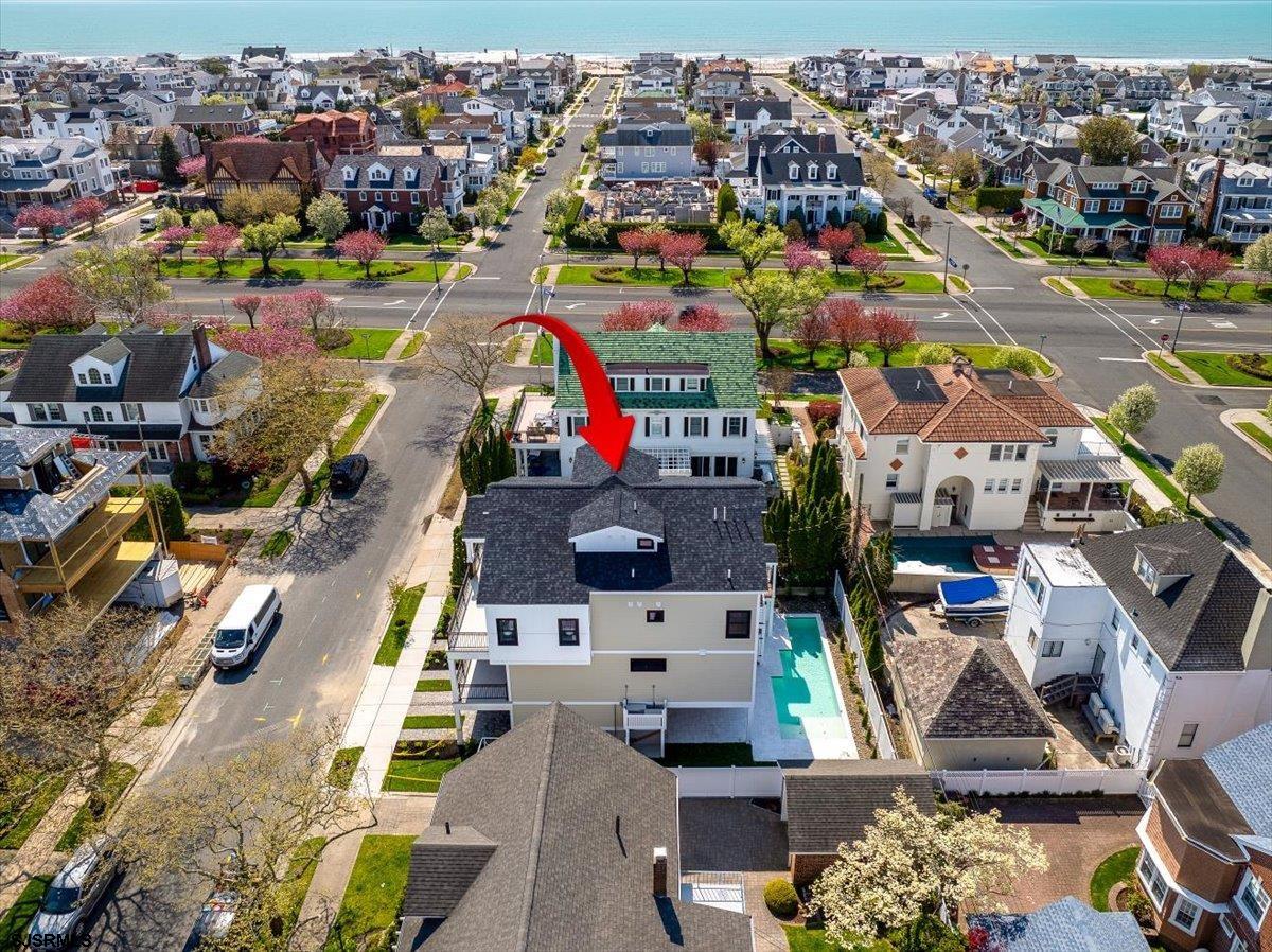 2 N Pembroke Ave