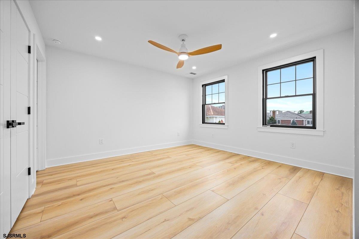 2 N Pembroke Ave