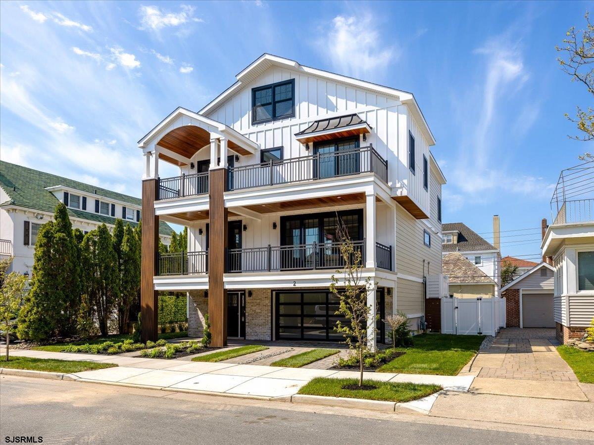 2 N Pembroke Ave