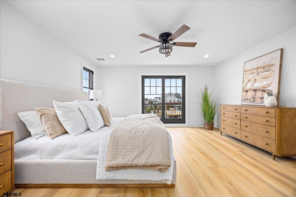 2 N Pembroke Ave