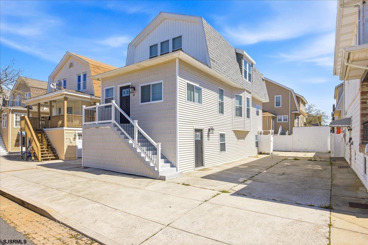 21 N Nashville Ave