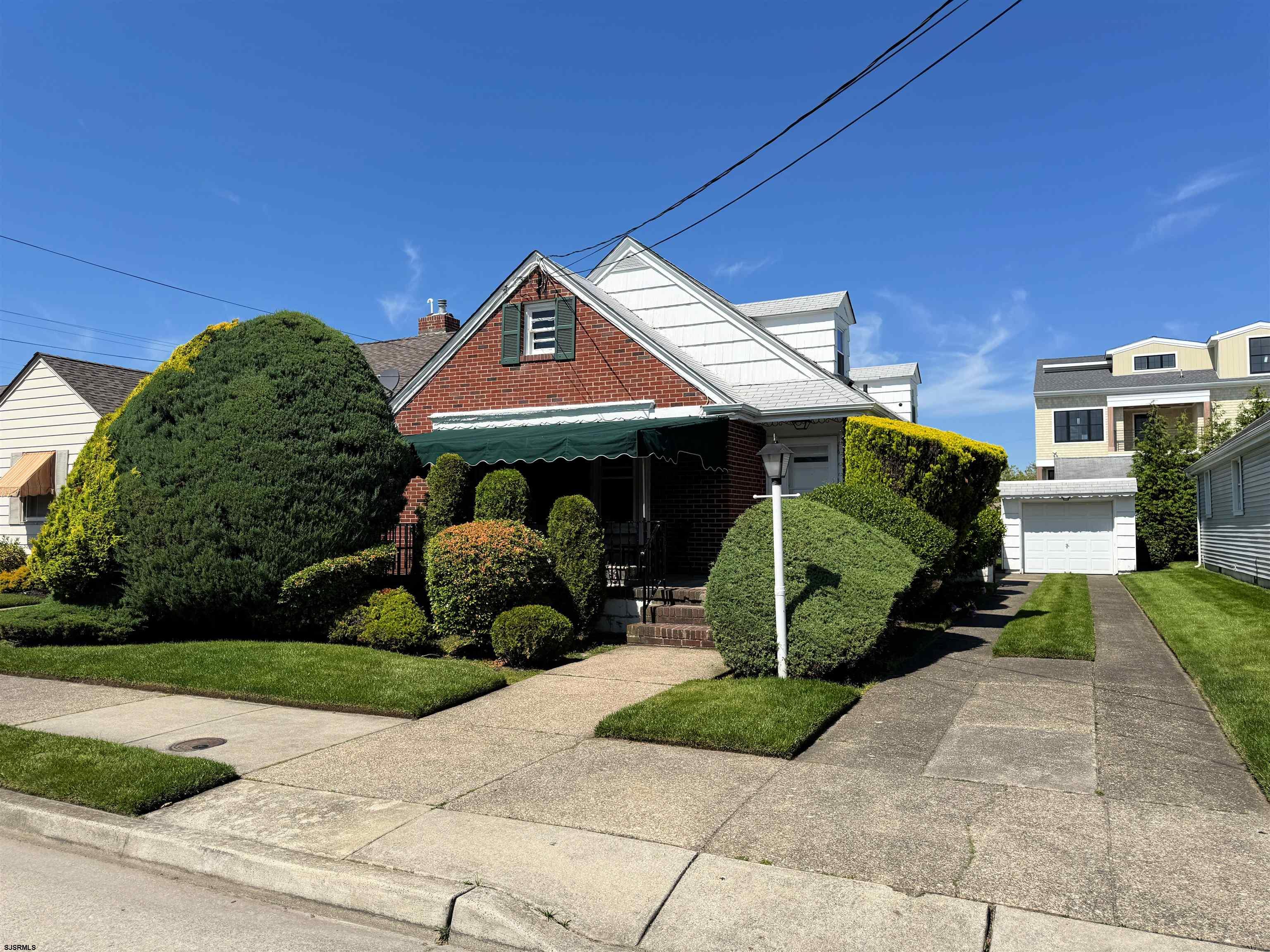 33 N Gladstone Ave