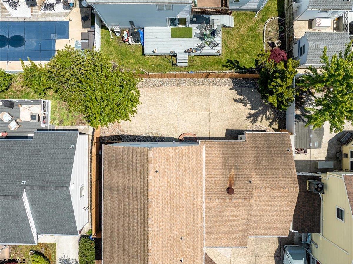 811 N Burghley Ave