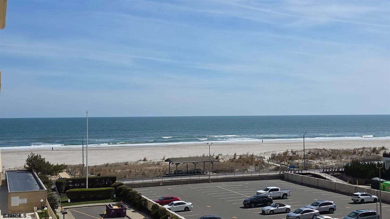 5000 Boardwalk Unit: 303