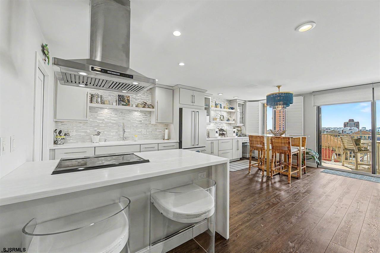 5000 Boardwalk Unit: 303