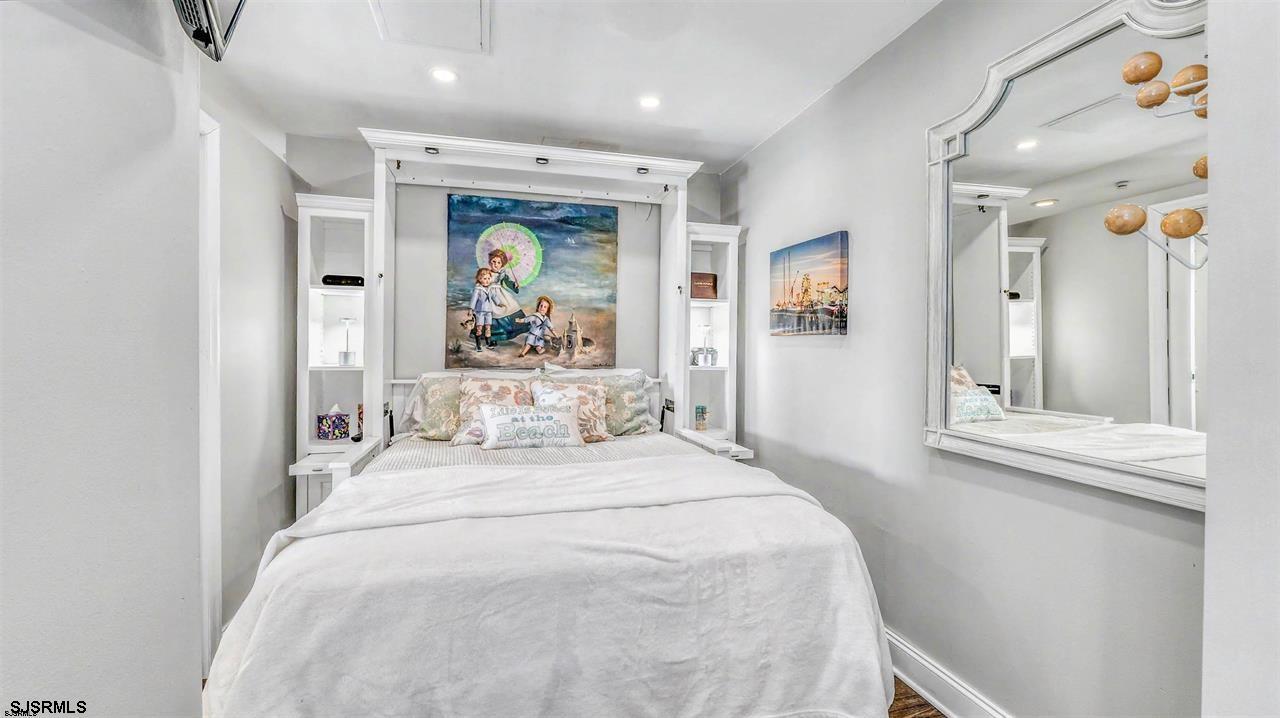 5000 Boardwalk Unit: 303