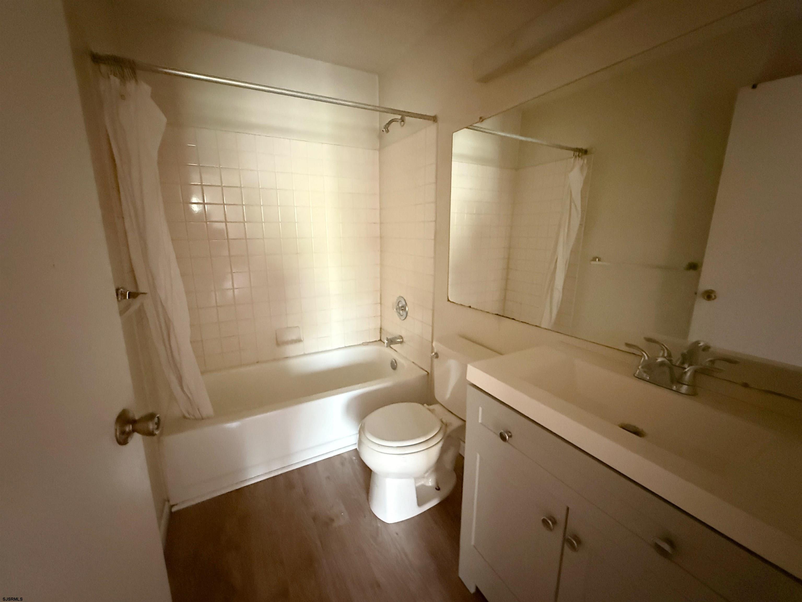 81 Colonial Ct Unit: 81