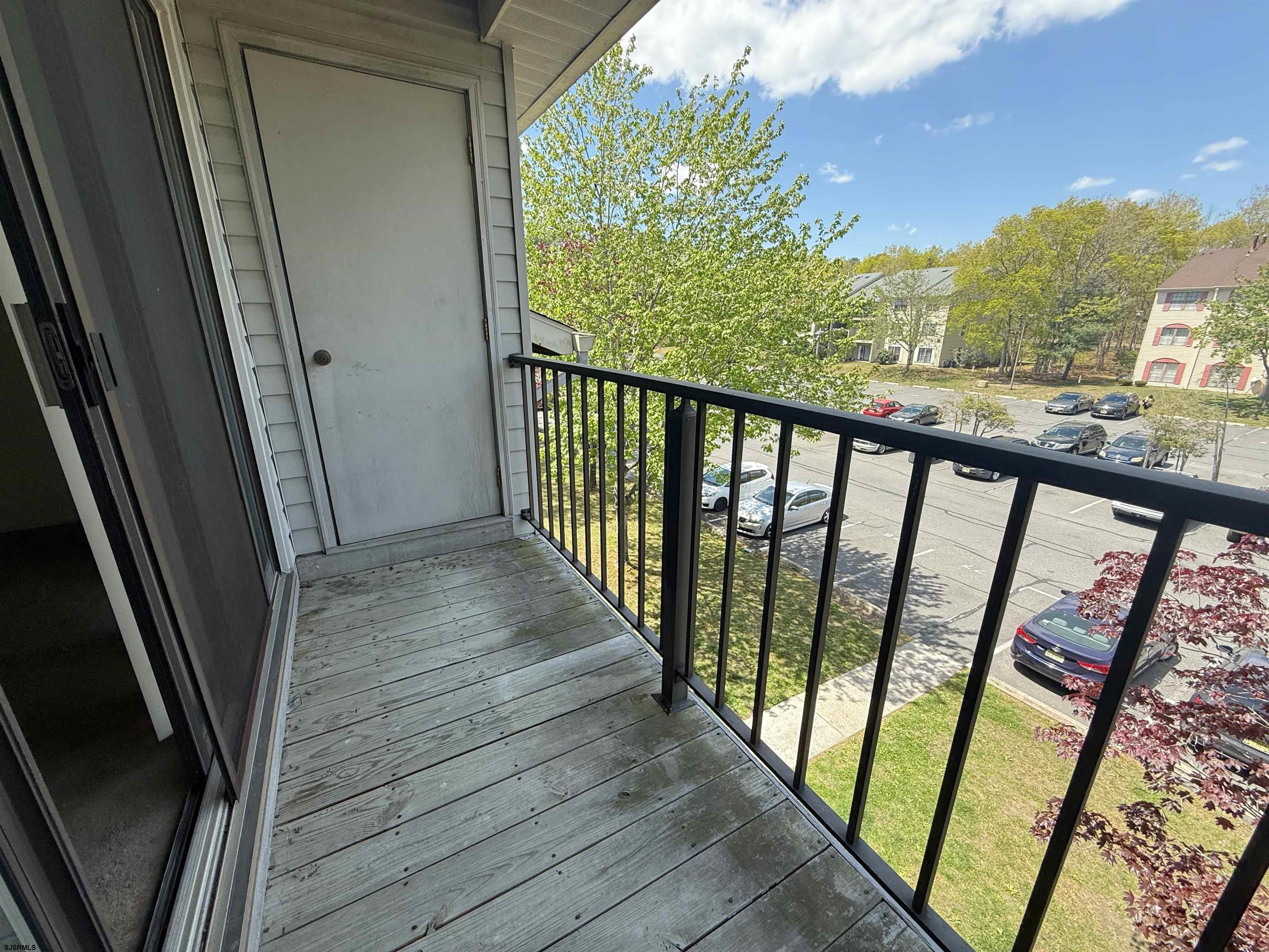 81 Colonial Ct Unit: 81