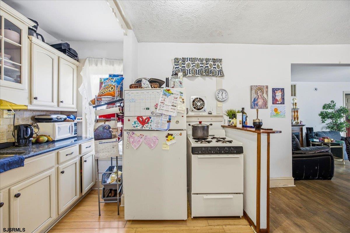 111 Buffalo Ave