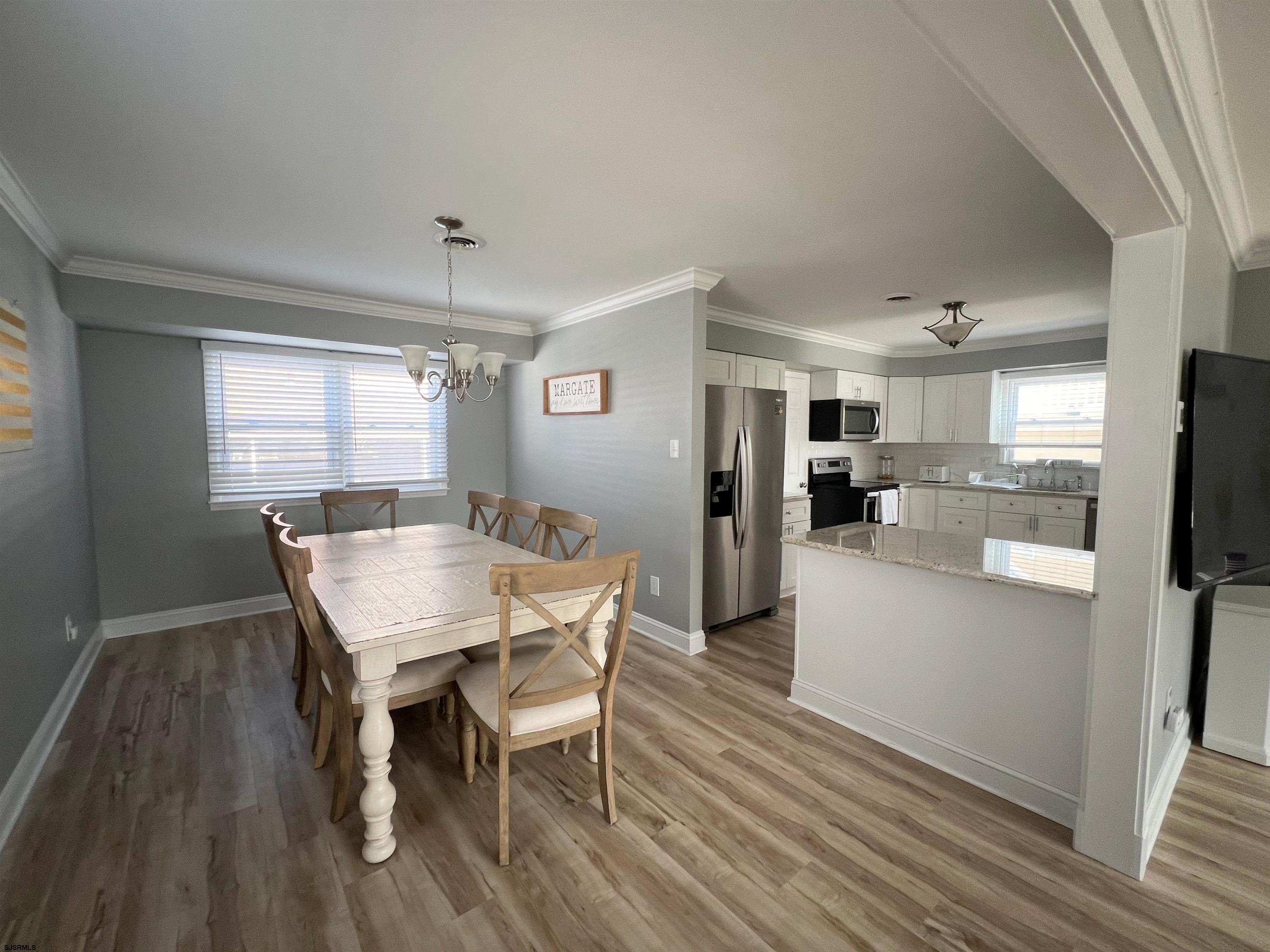 103 N Belmont Ave