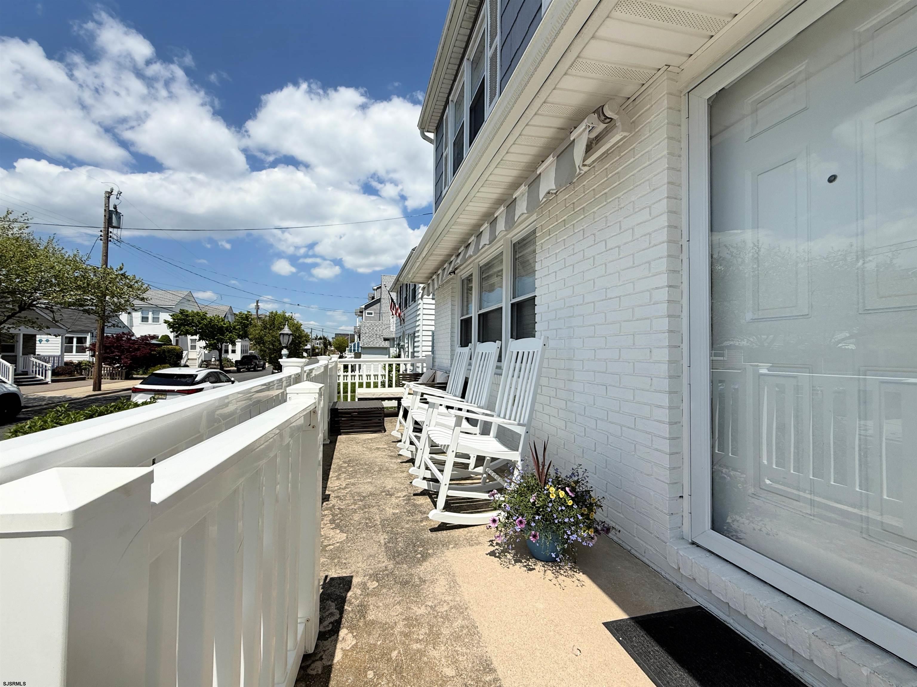 103 N Belmont Ave