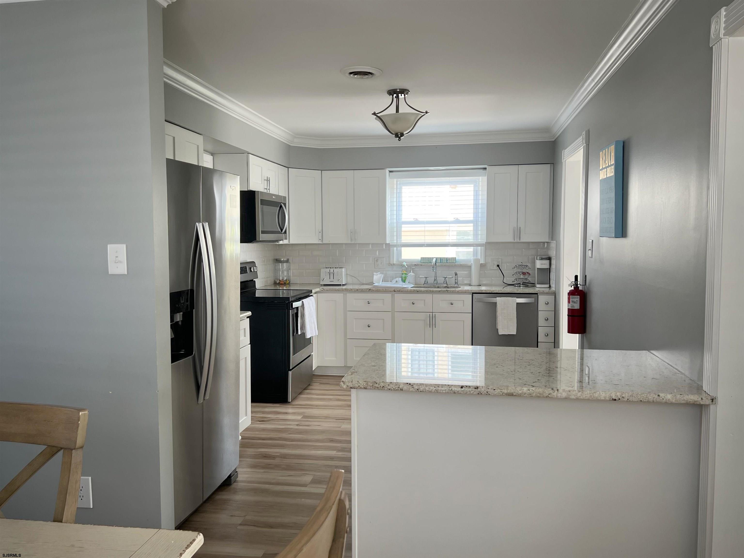 103 N Belmont Ave
