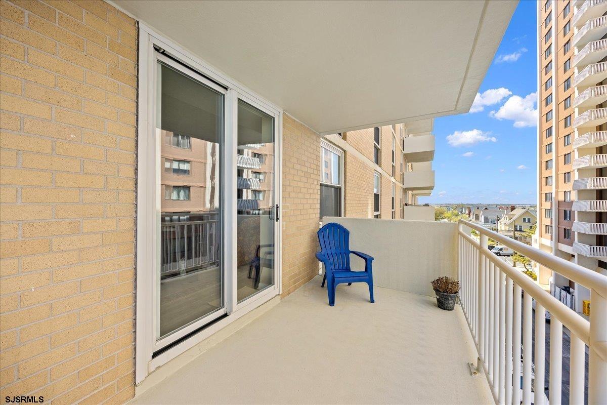 101 S Plaza Unit: 501