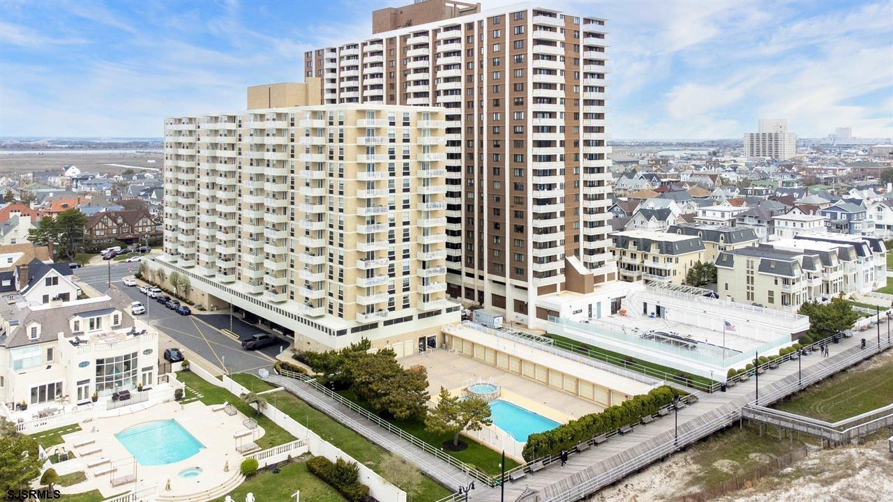 101 S Plaza Unit: 501