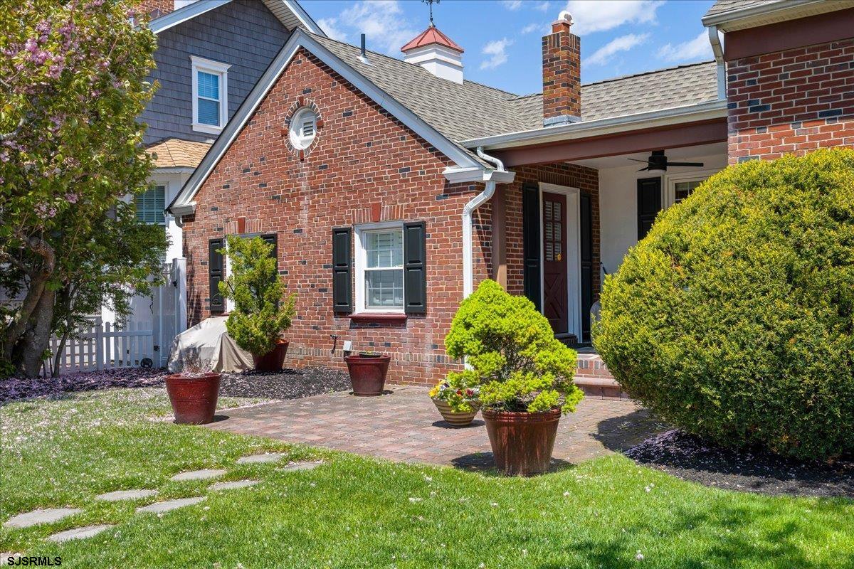 1 N Somerset Ave