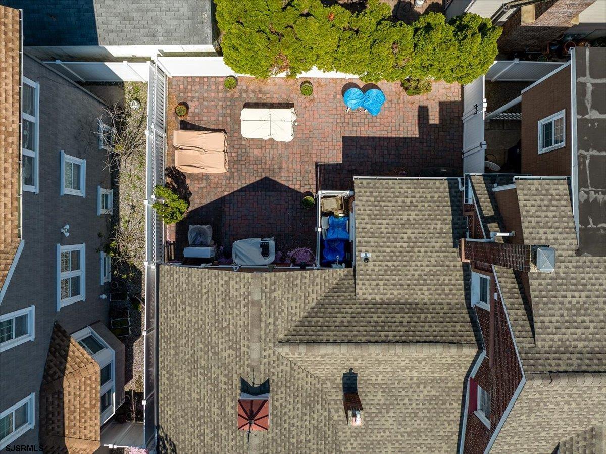 1 N Somerset Ave