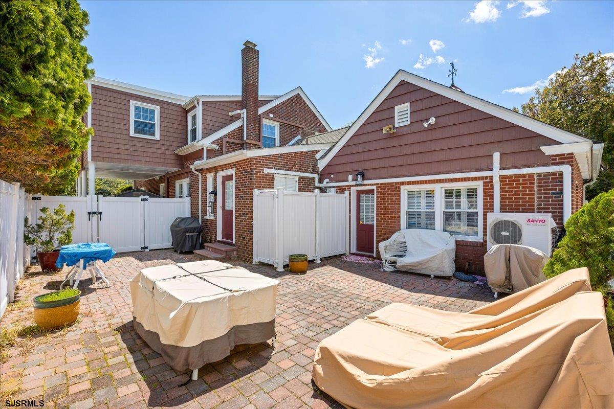 1 N Somerset Ave