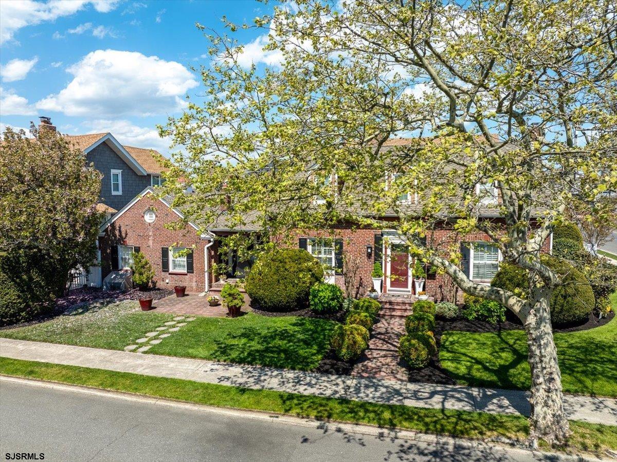 1 N Somerset Ave