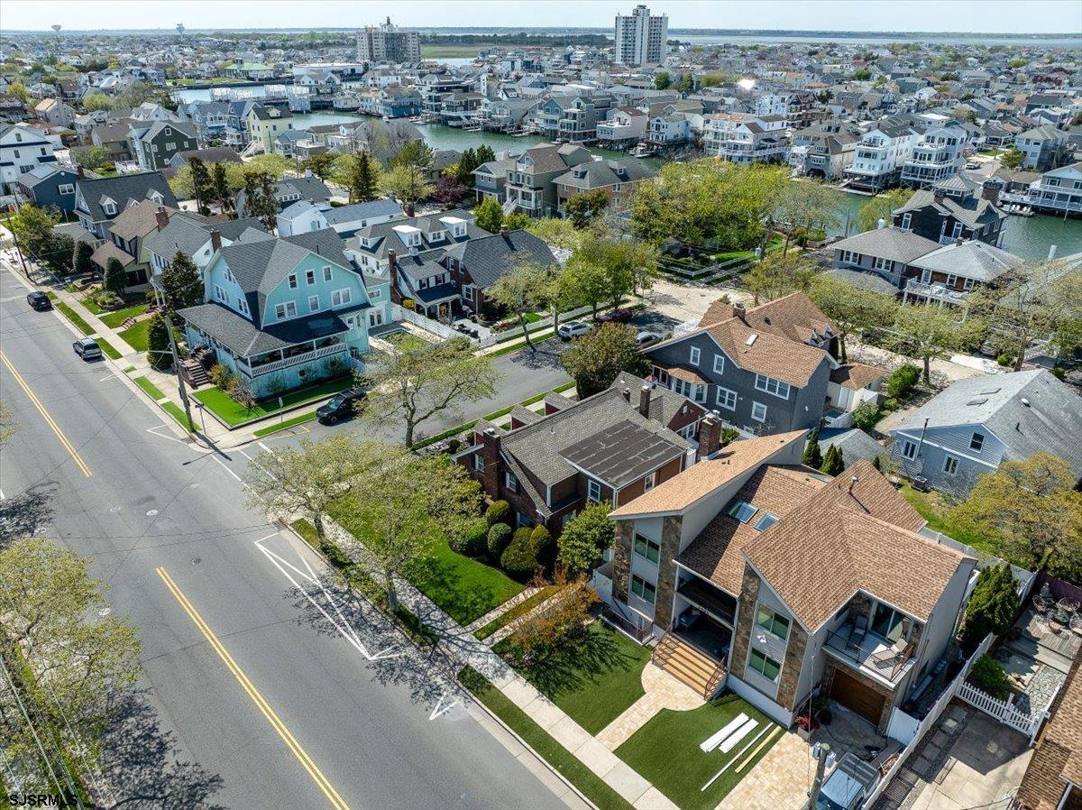 1 N Somerset Ave