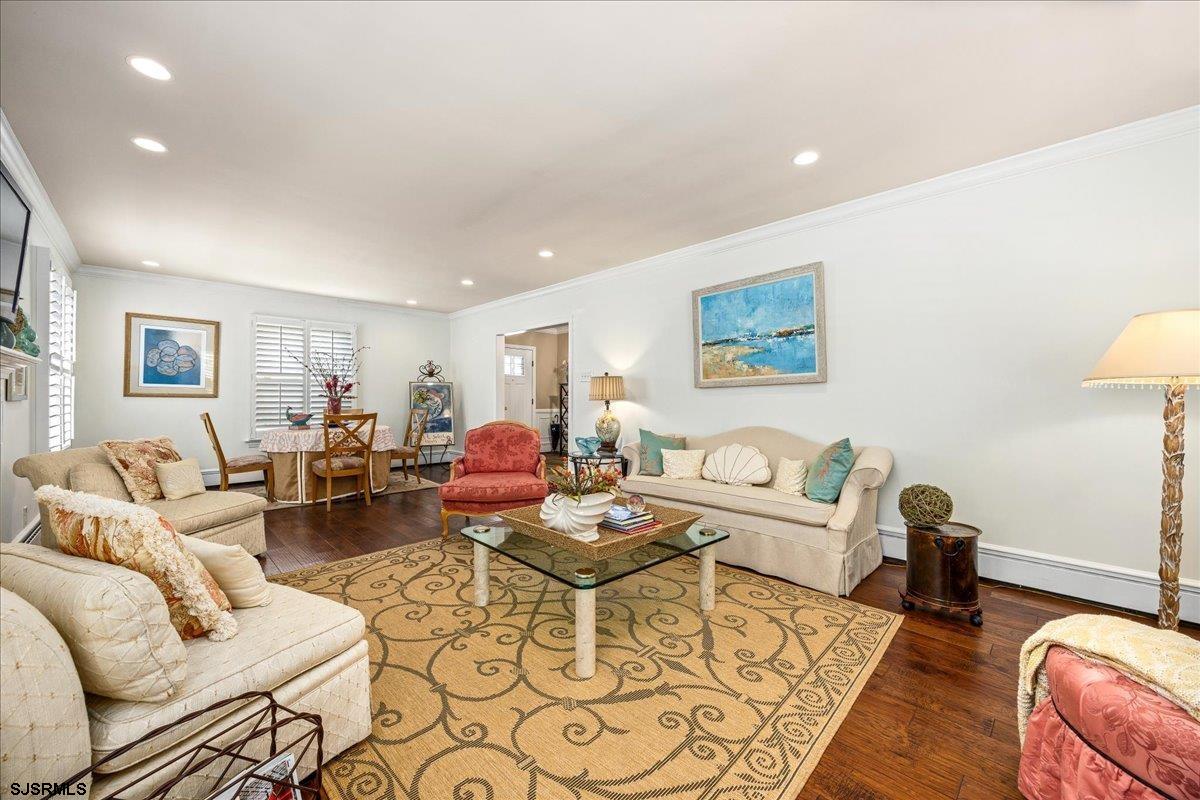 1 N Somerset Ave