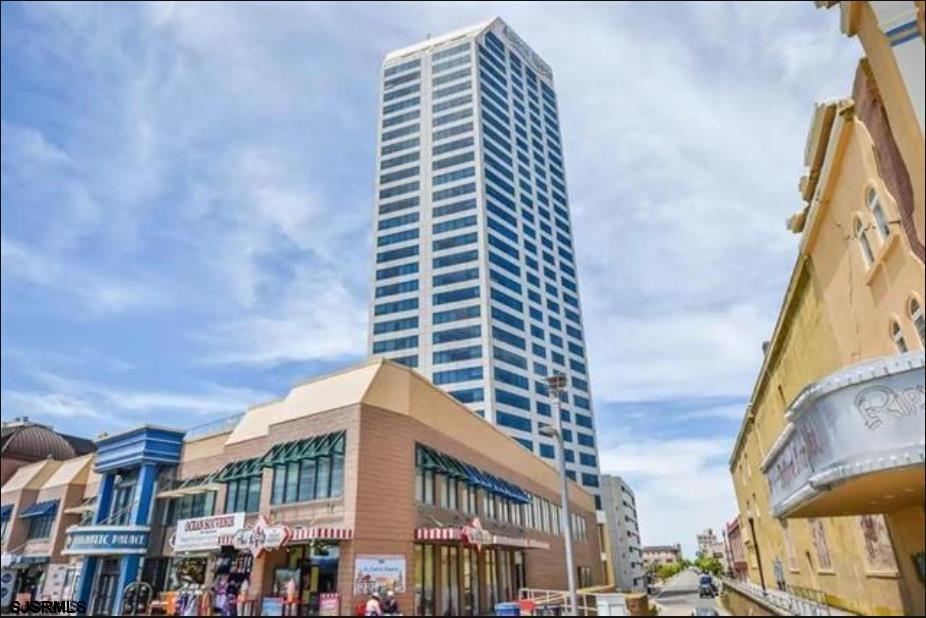 1515 Boardwalk Unit: 2108