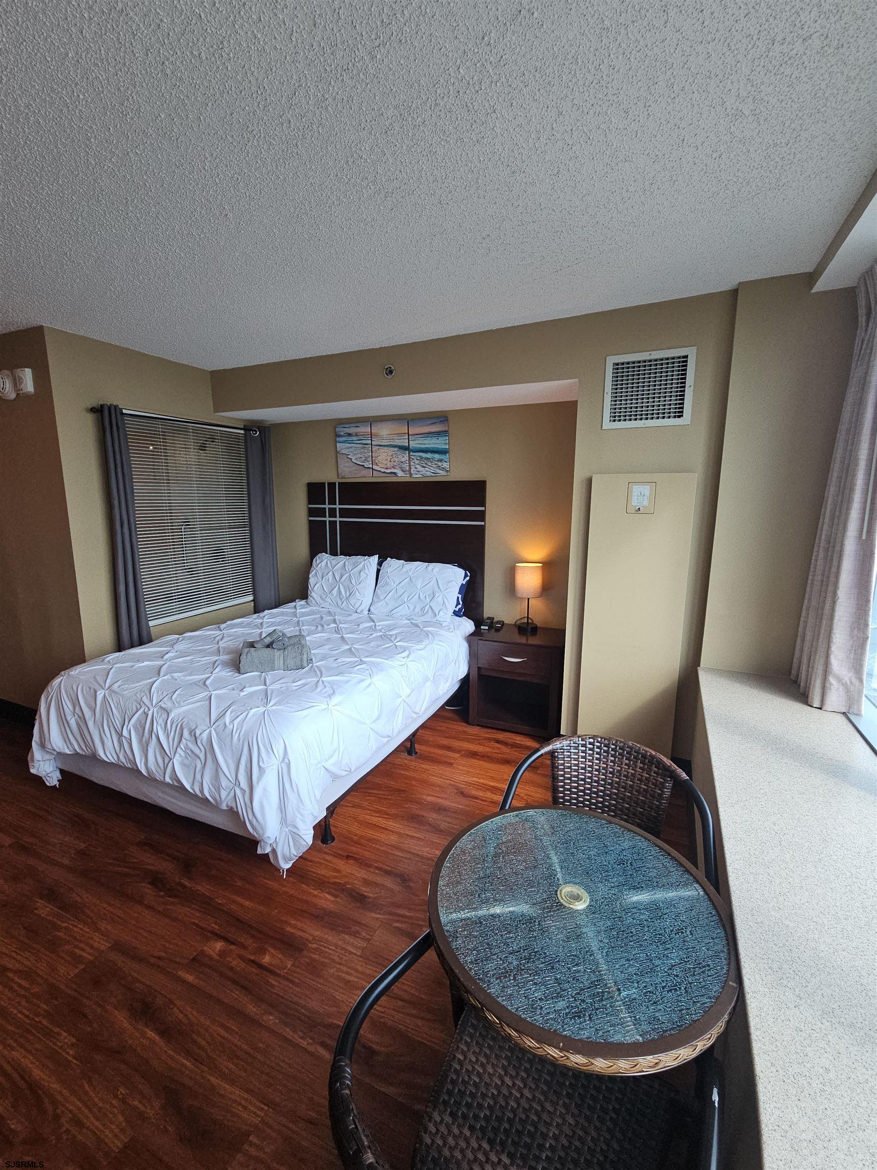 1515 Boardwalk Unit: 2108