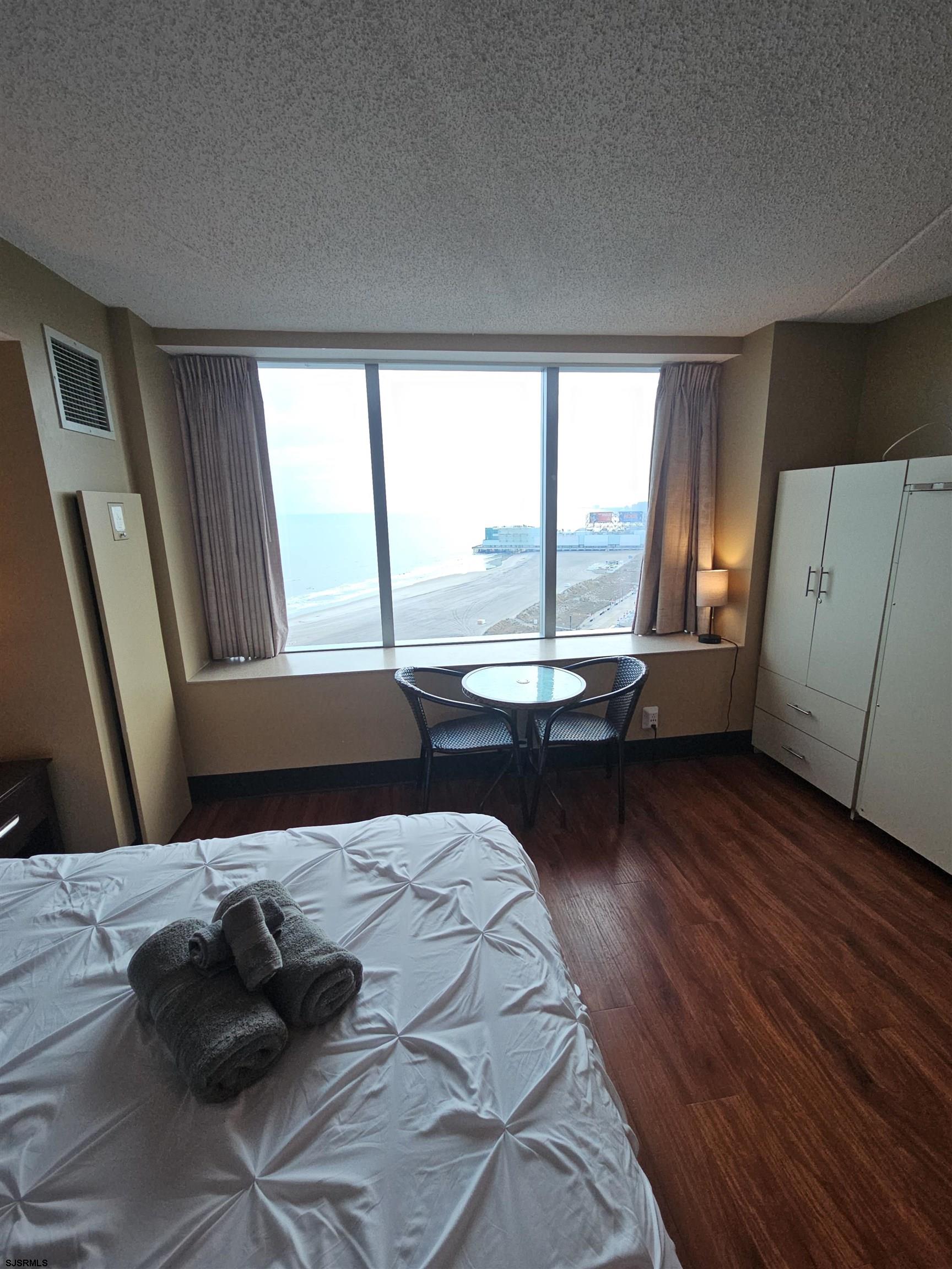 1515 Boardwalk Unit: 2108