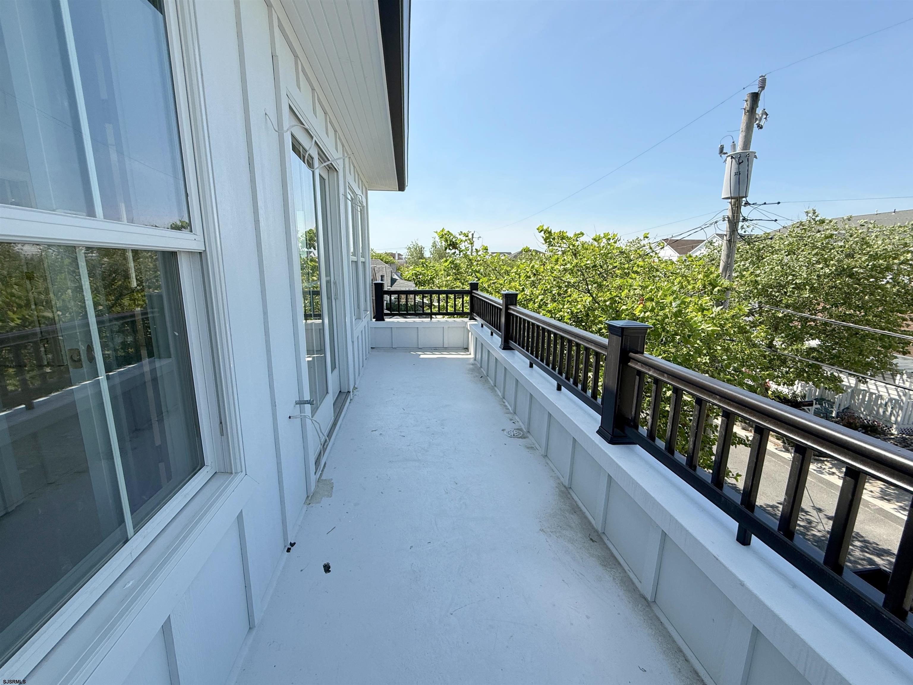 113 N Richards Ave