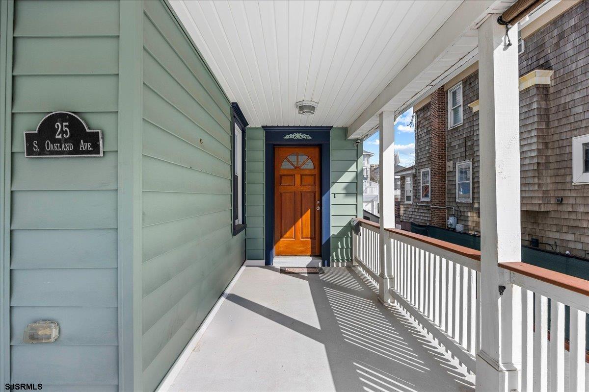 25 S Oakland Ave