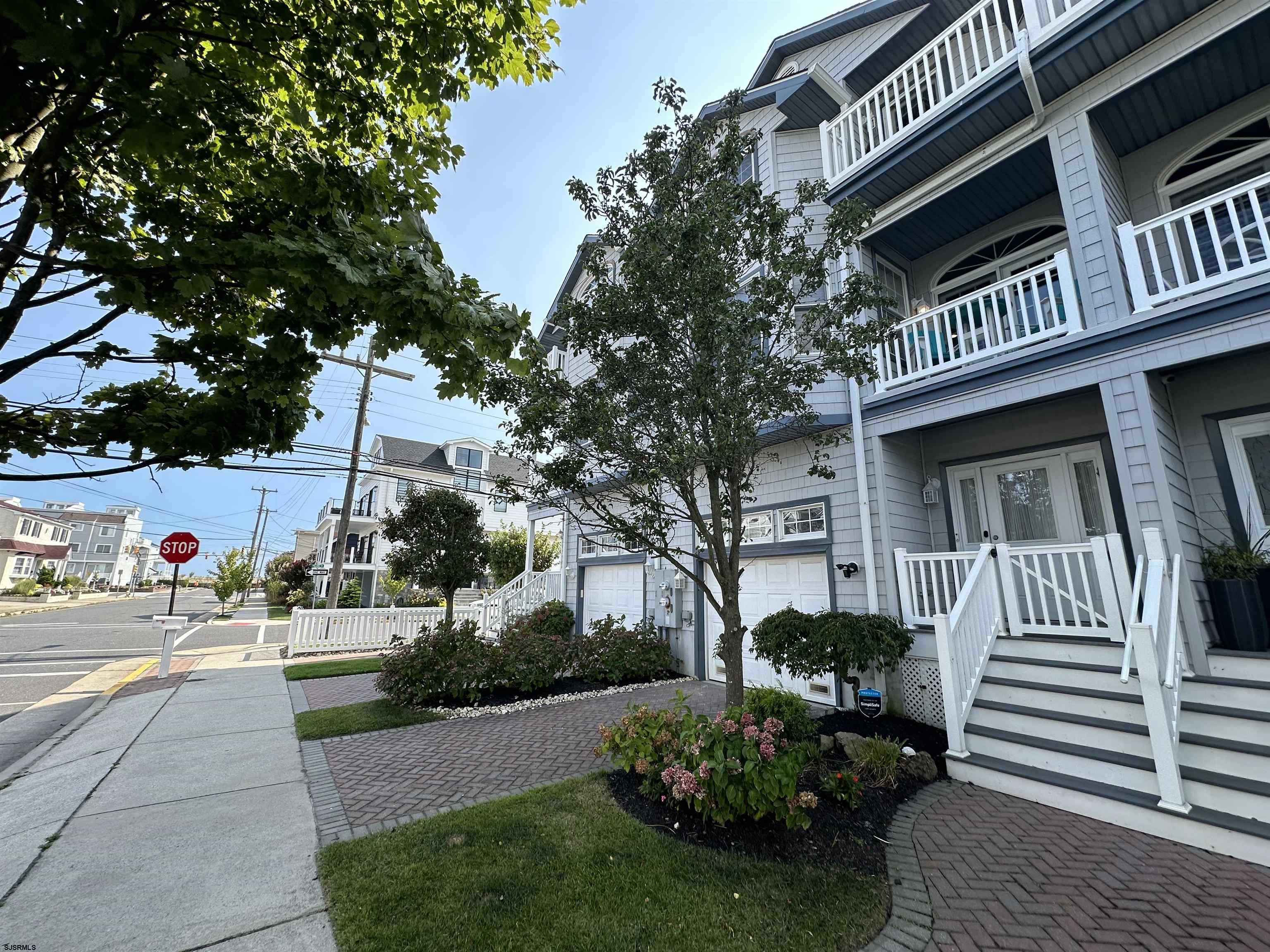 32 S Coolidge Ave