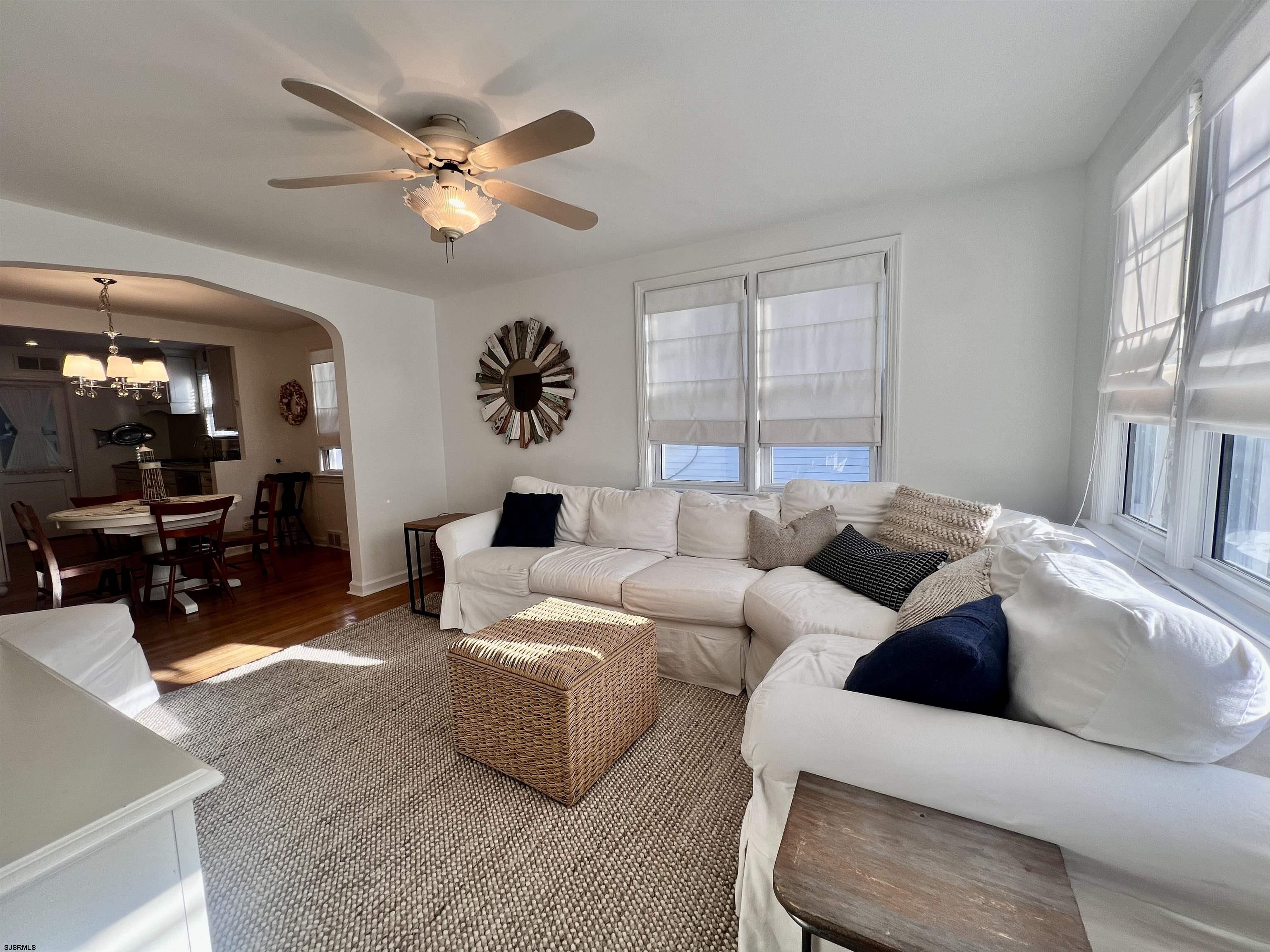 3 N Delavan Ave