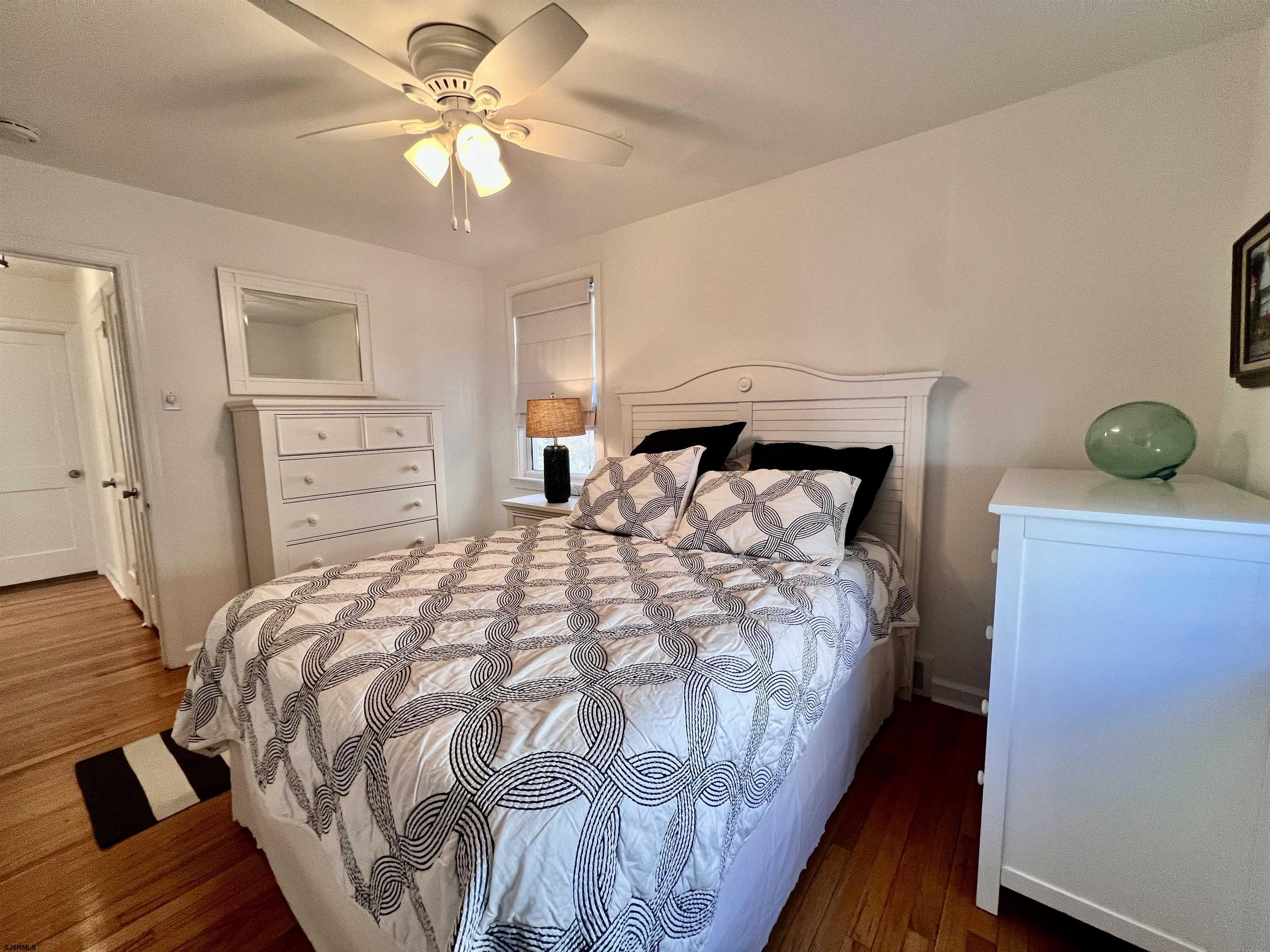 3 N Delavan Ave