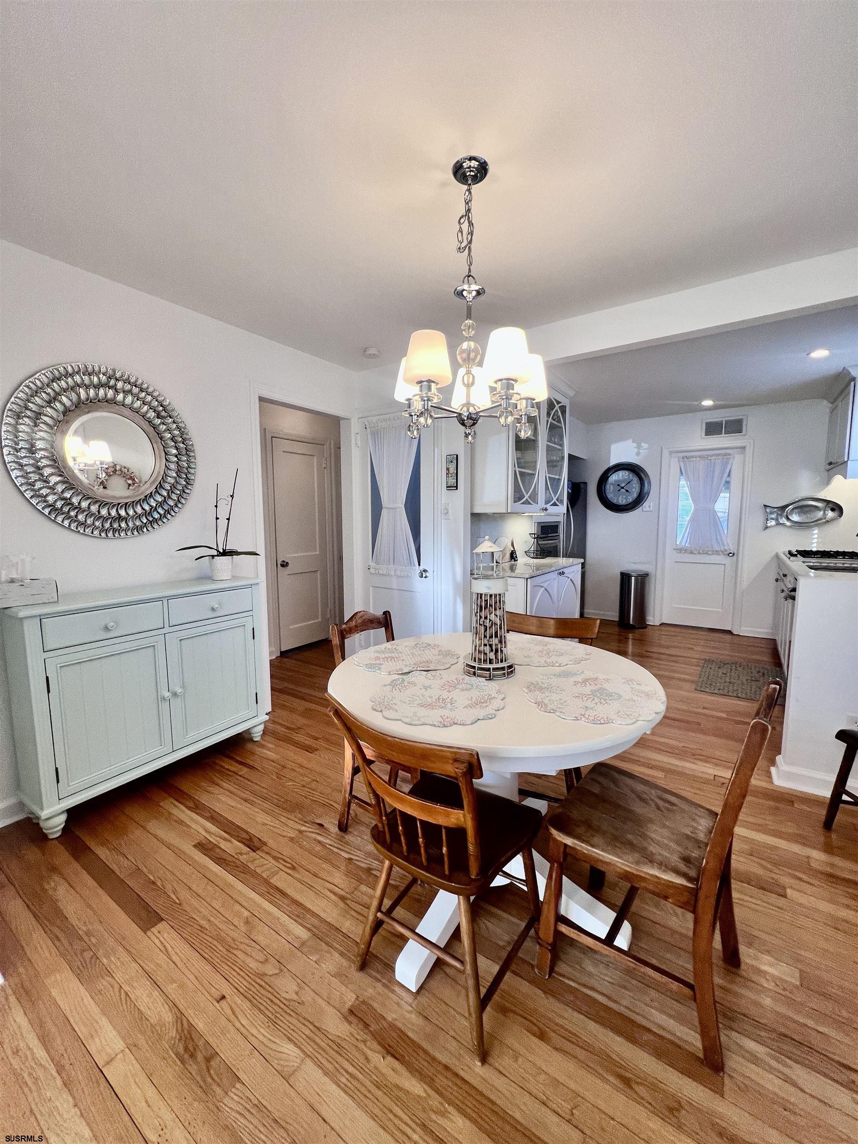 3 N Delavan Ave
