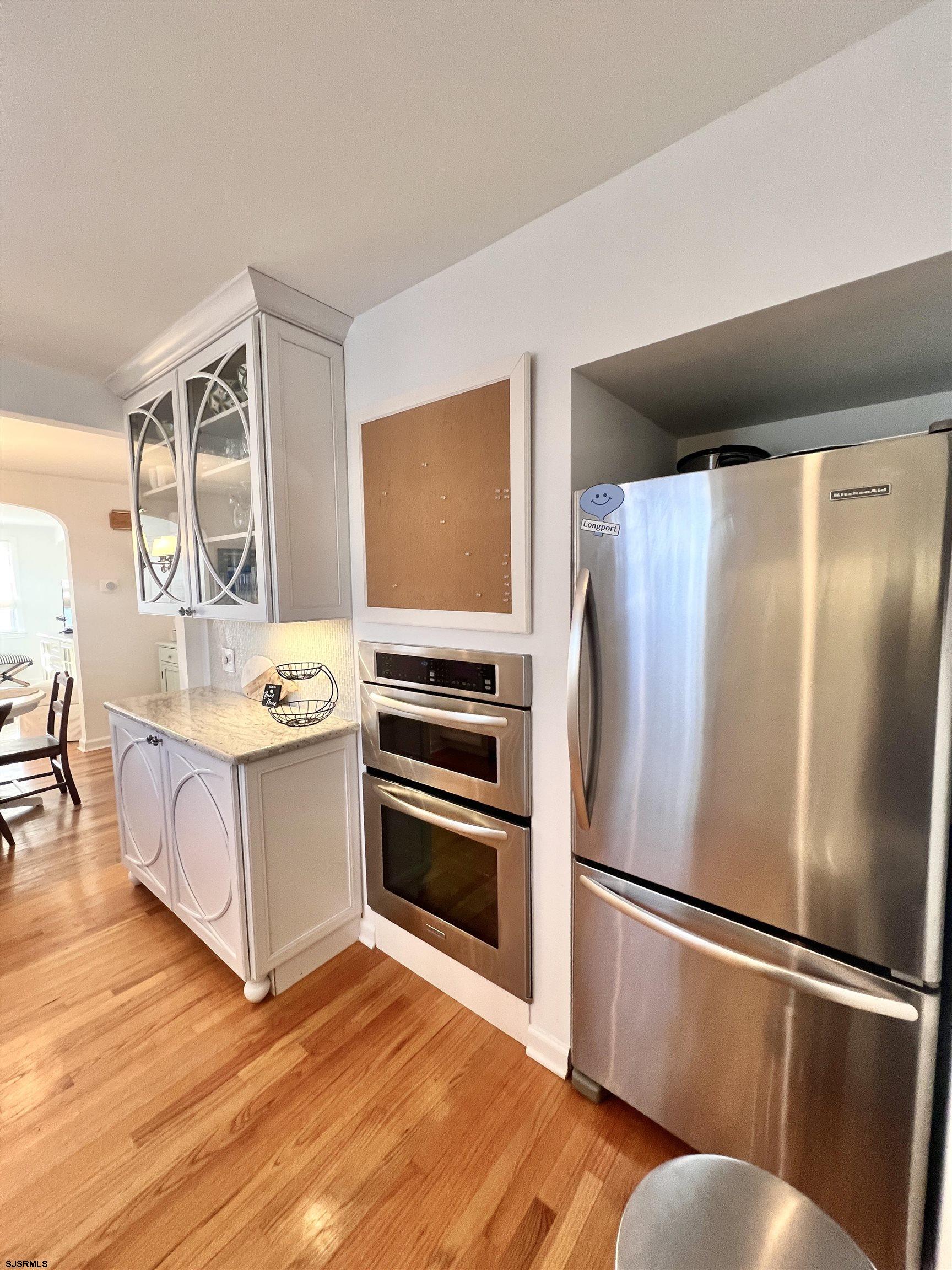 3 N Delavan Ave