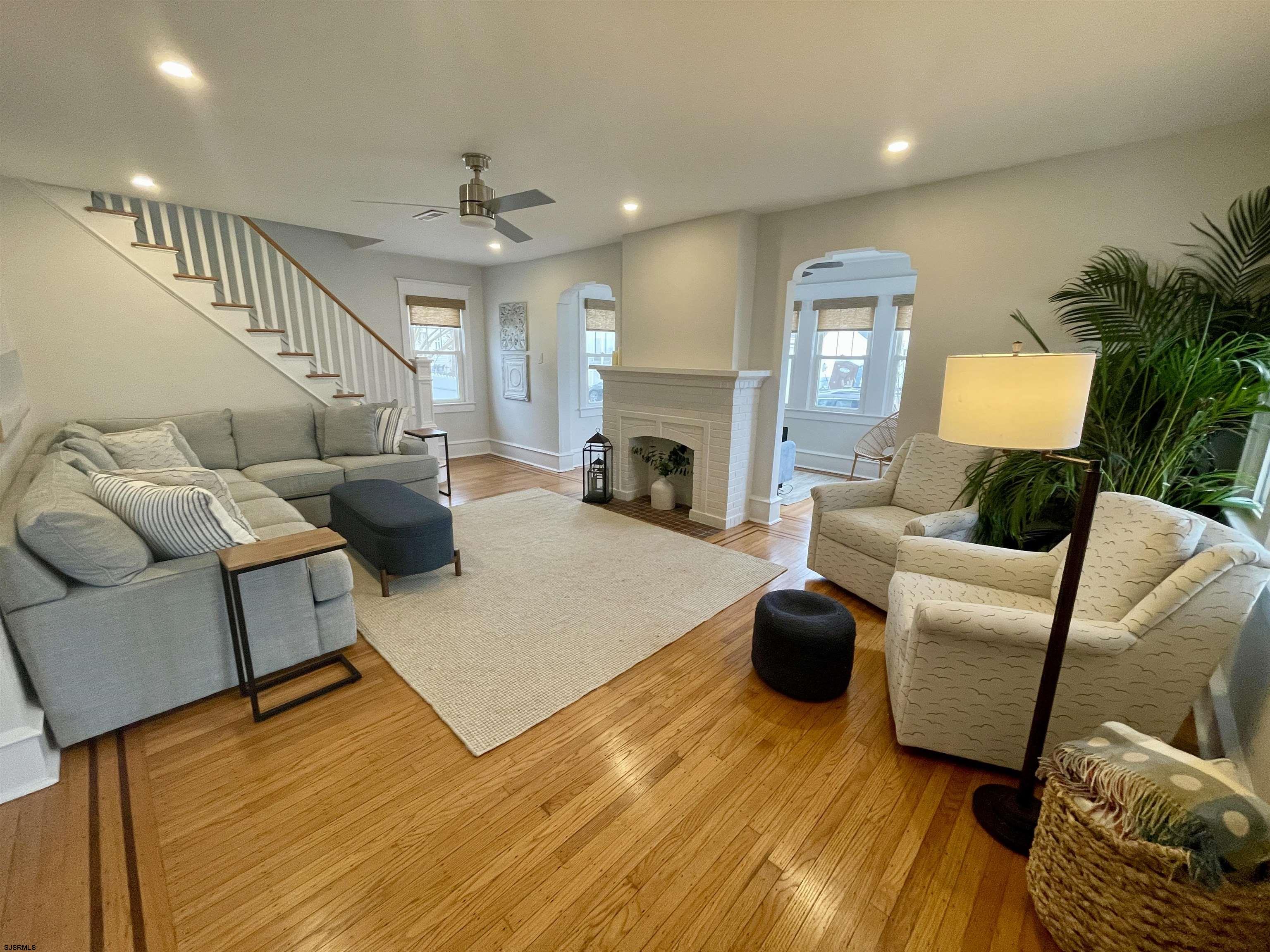 112 N Belmont Ave
