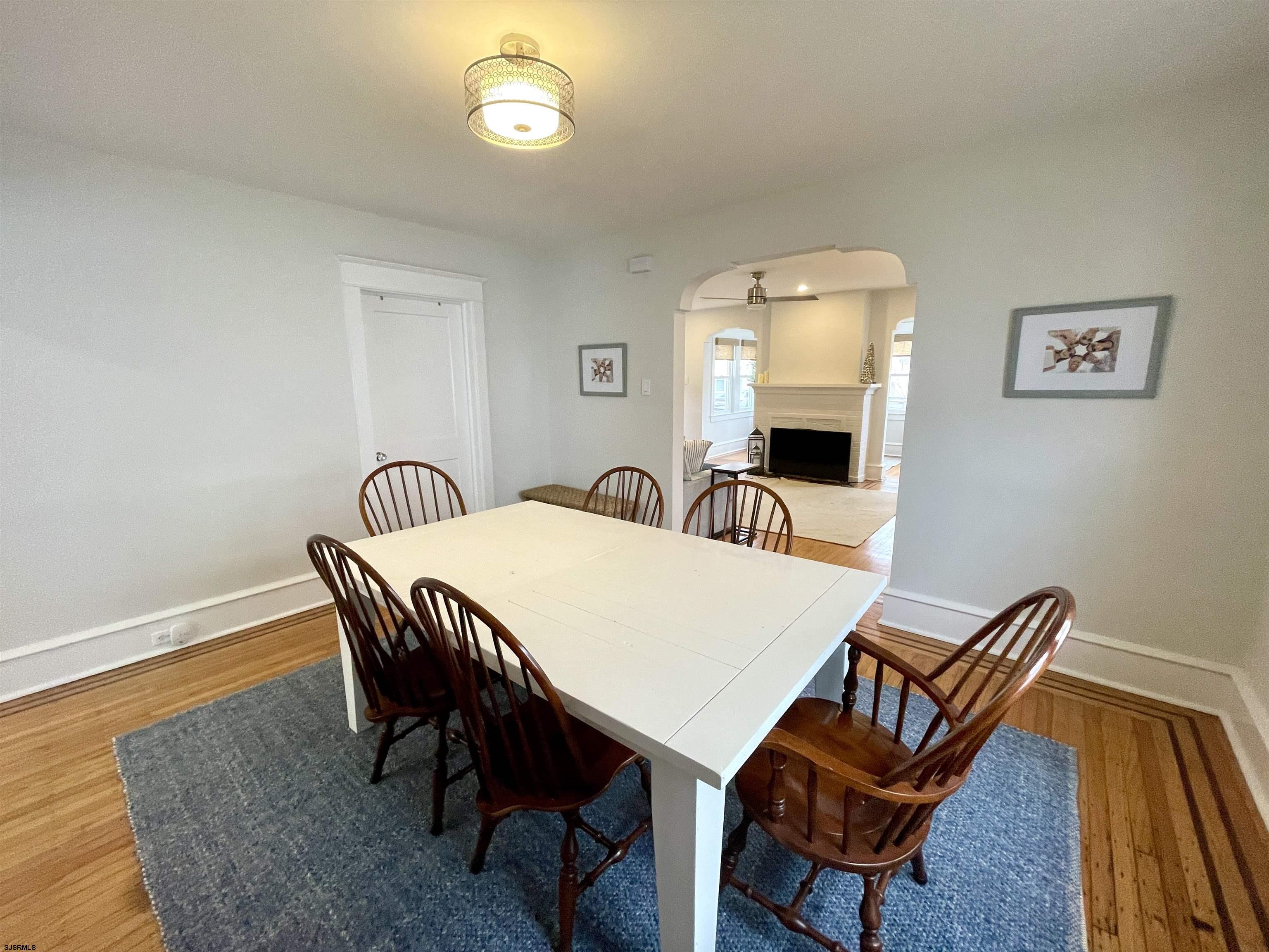 112 N Belmont Ave
