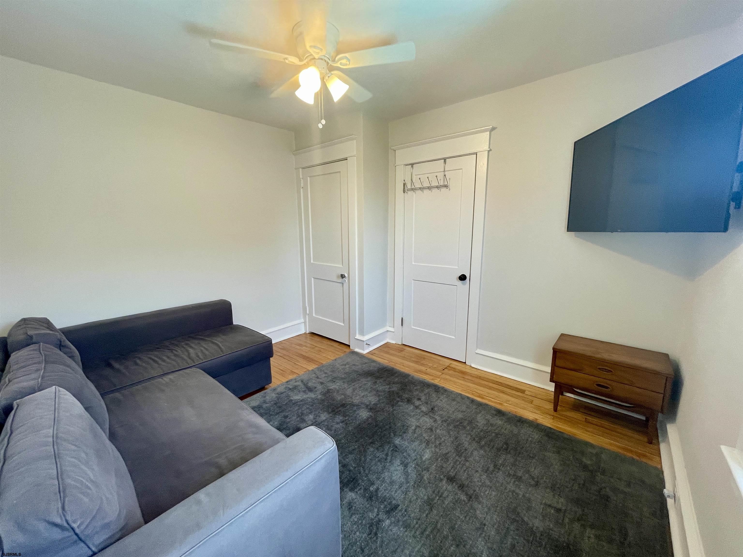 112 N Belmont Ave