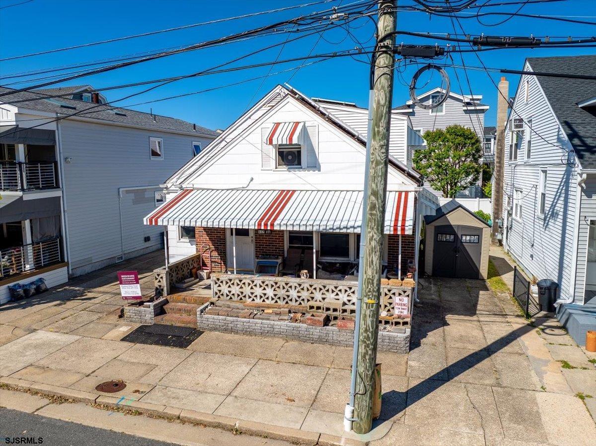 117 N Granville Ave