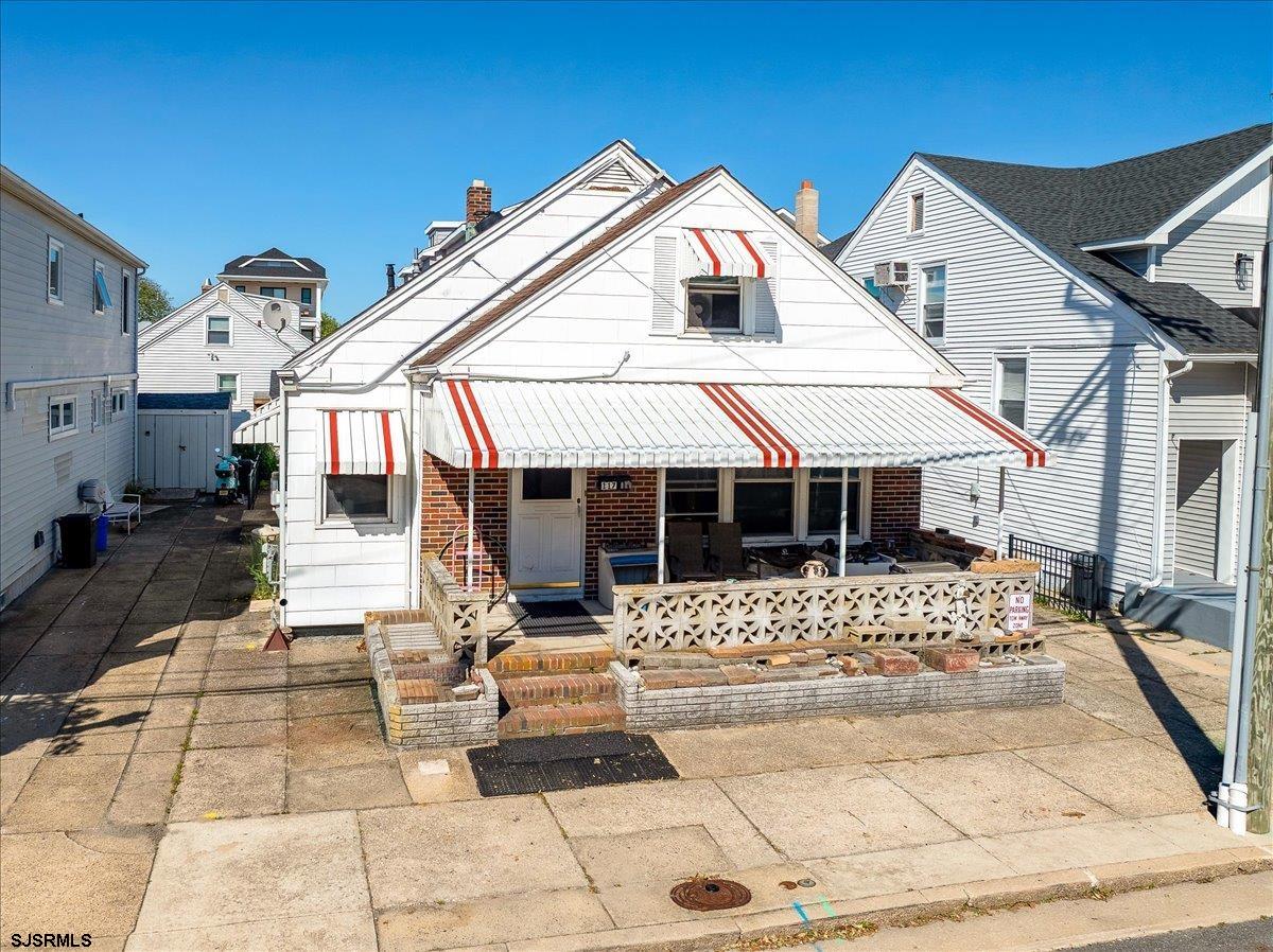 117 N Granville Ave