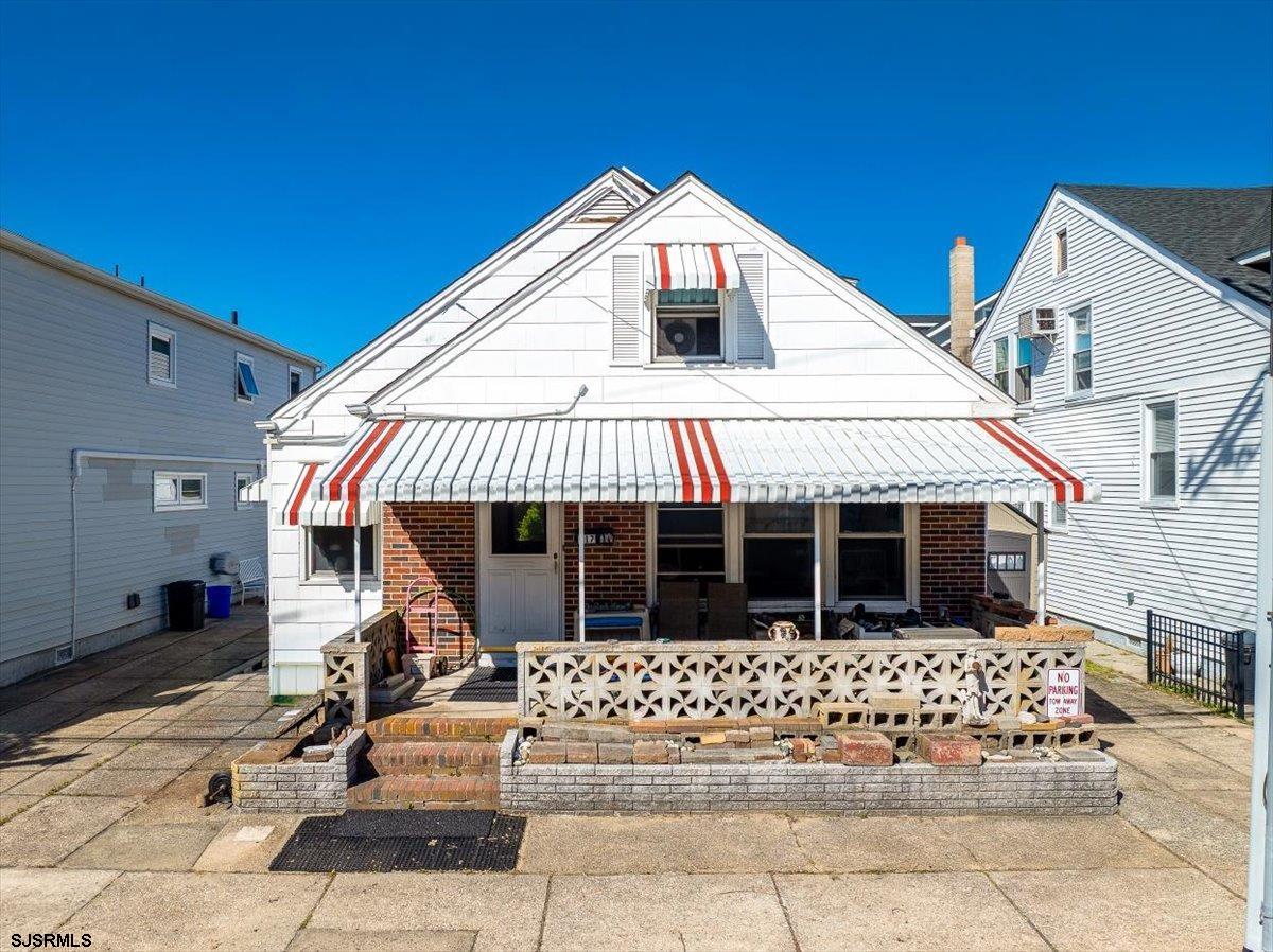 117 N Granville Ave