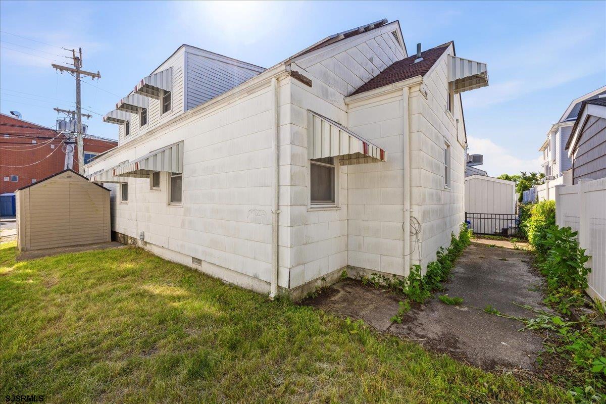 117 N Granville Ave