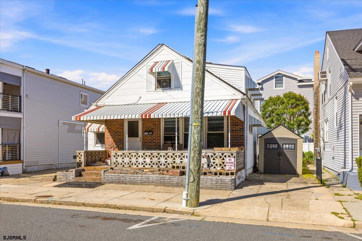 117 N Granville Ave