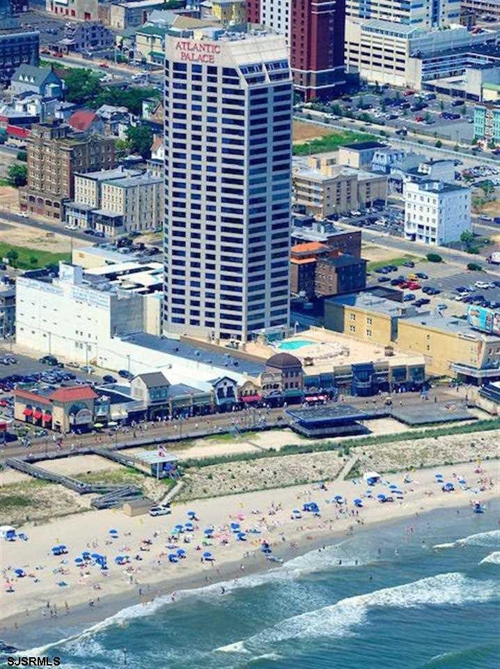 1515 Boardwalk 2406