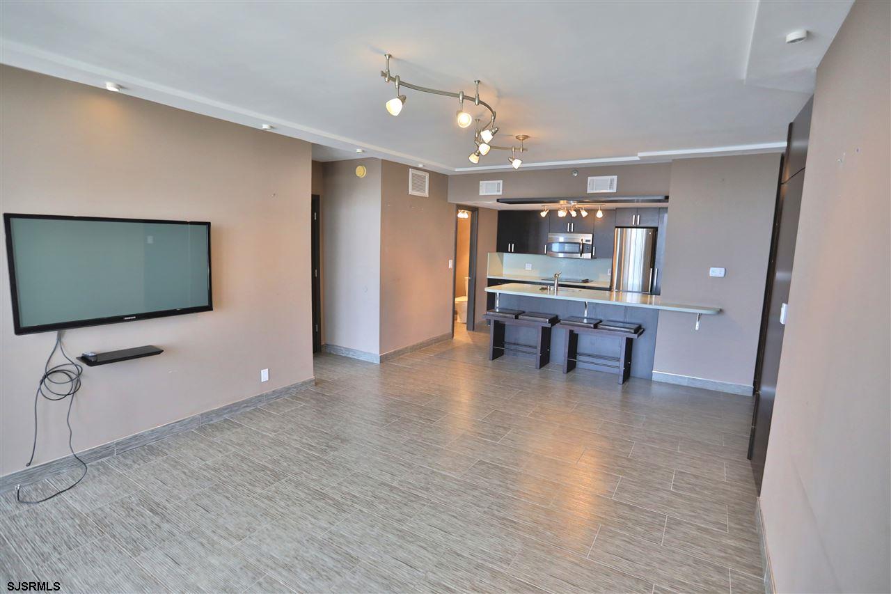 3851 Boardwalk Unit: 2409
