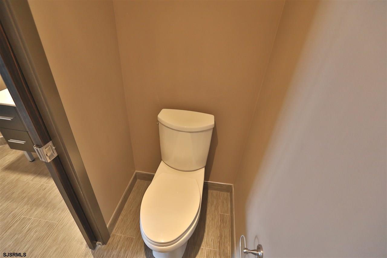 3851 Boardwalk Unit: 2409
