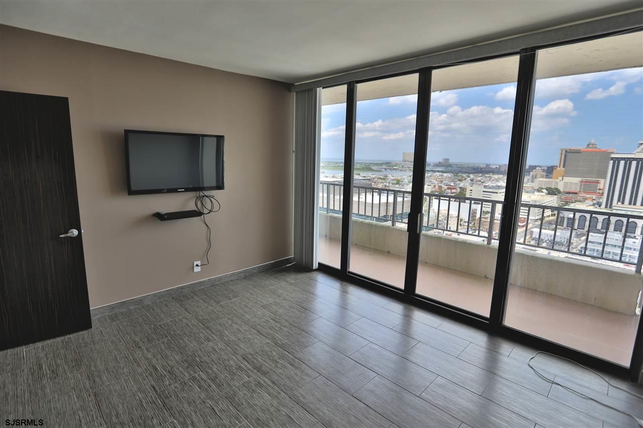 3851 Boardwalk Unit: 2409