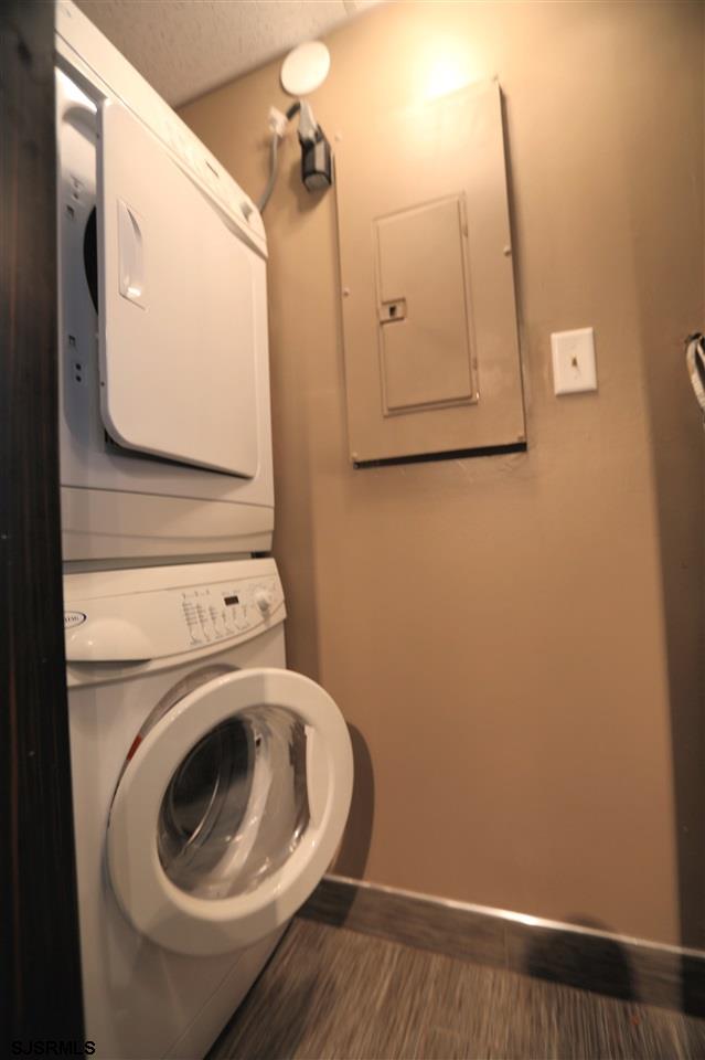3851 Boardwalk Unit: 2409