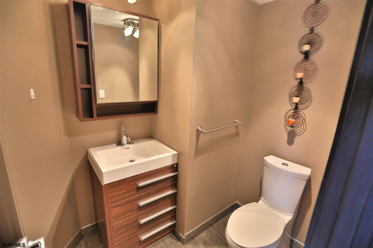 3851 Boardwalk Unit: 2409